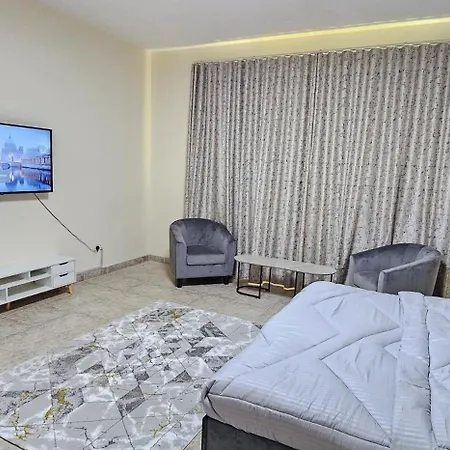Luxurious Furnished Apartment Prime Location Al Mafraq Exterior foto